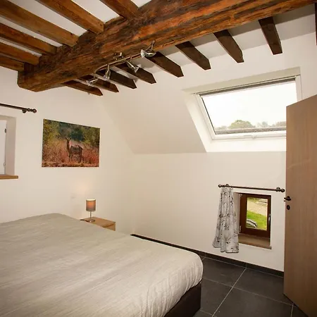 In Ferme De Leuze Nabij Durbuy, Eigen Laadpalen Bed & Breakfast Somme-Leuze