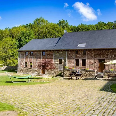 In Ferme De Leuze Nabij Durbuy, Eigen Laadpalen Somme-Leuze