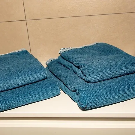 Bed & Breakfast In Ferme De Leuze Nabij Durbuy, Eigen Laadpalen